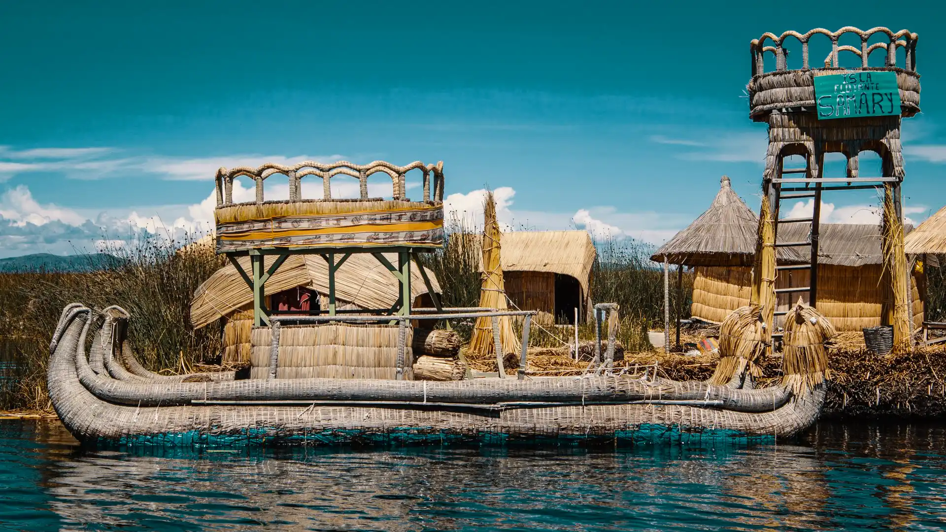 Titicaca Uncovered: Deluxe Small-Group Day Tour