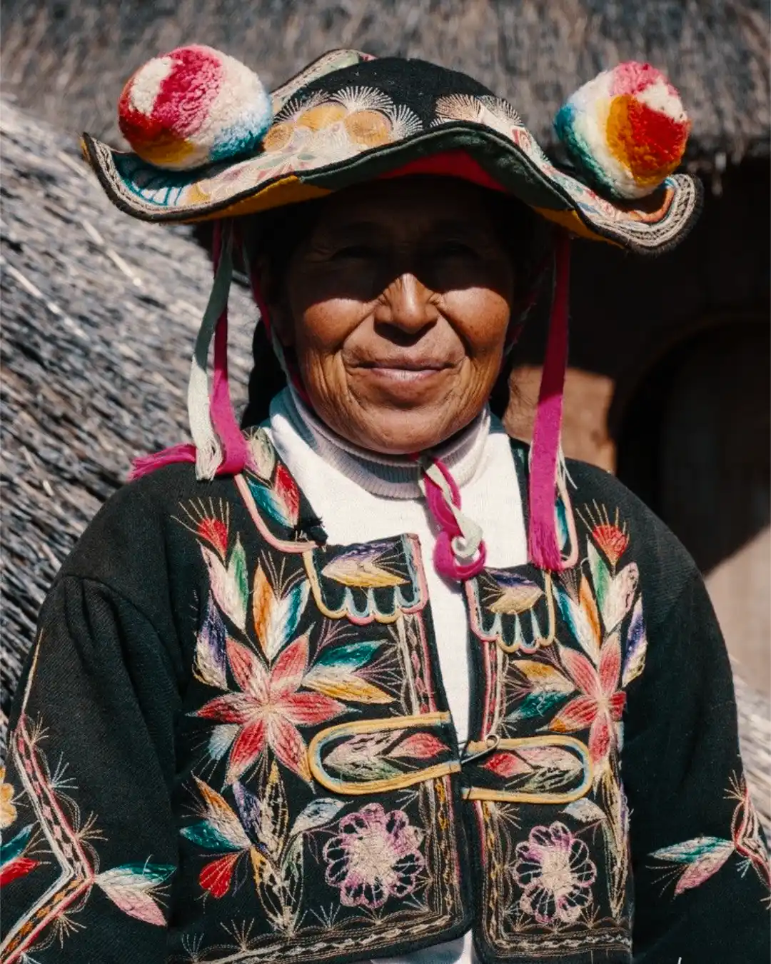 Capachica Women